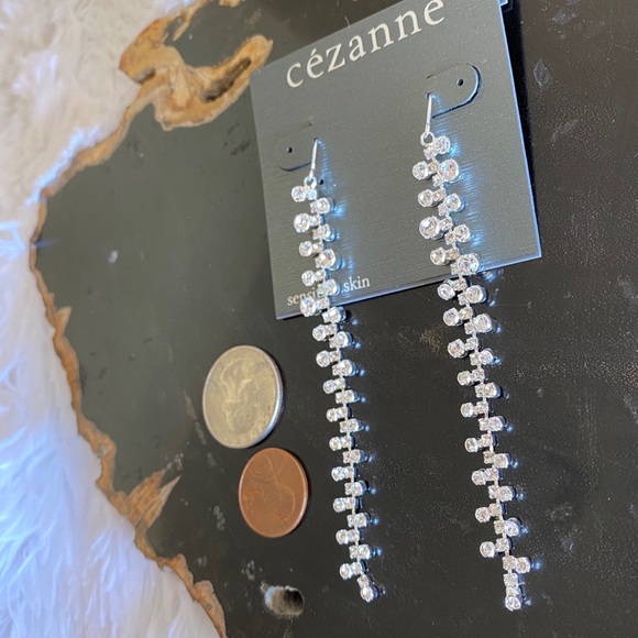 CEZANNE Long Dangly Rhinestone Earrings NWT - Picture 2 of 7